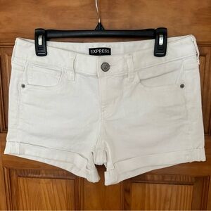 NWOT Express White Denim Shorts - Size 8